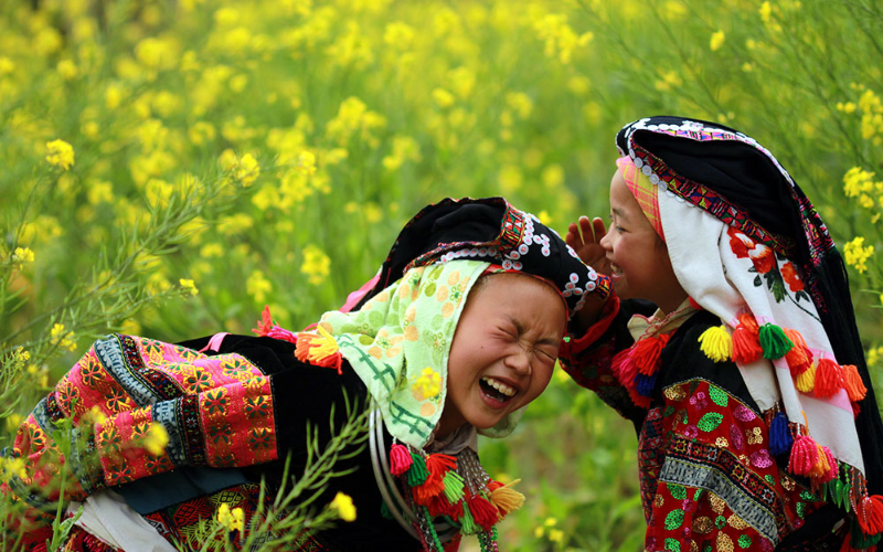 Discovering Authentic Ethnic Traditions In Sapa And Genuine Smiles In The Misty Mountains