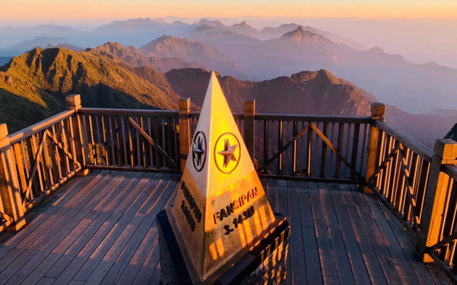 Fansipan Check In At The 3,143m Peak – Touching The Roof Of Indochina.